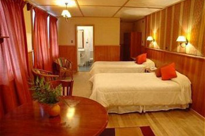 Room 16 of 33