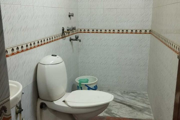 Room 18 of 24