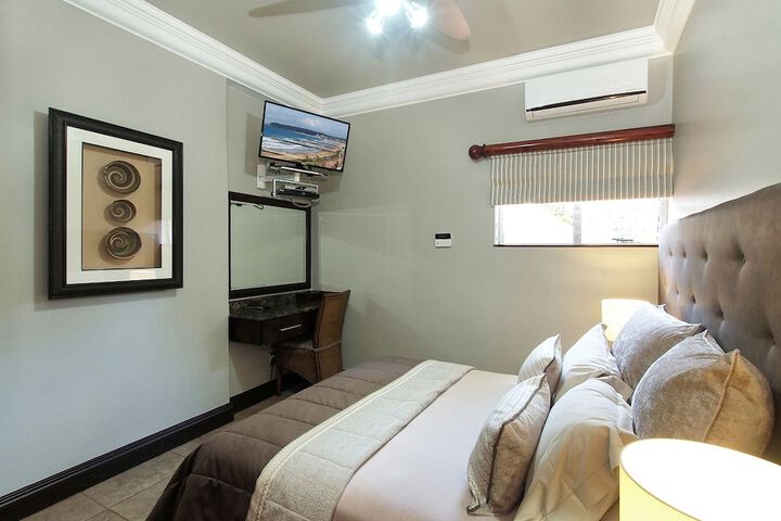 Room 16 of 43