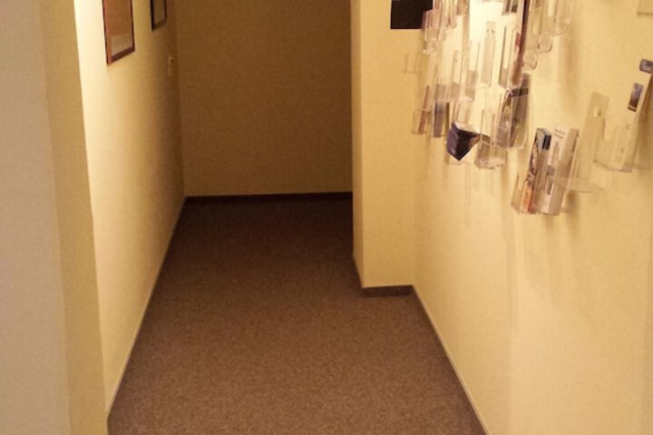 Ballroom/Hall 35 of 38