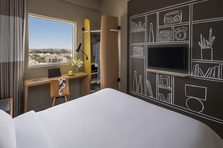 Room 20 of 112