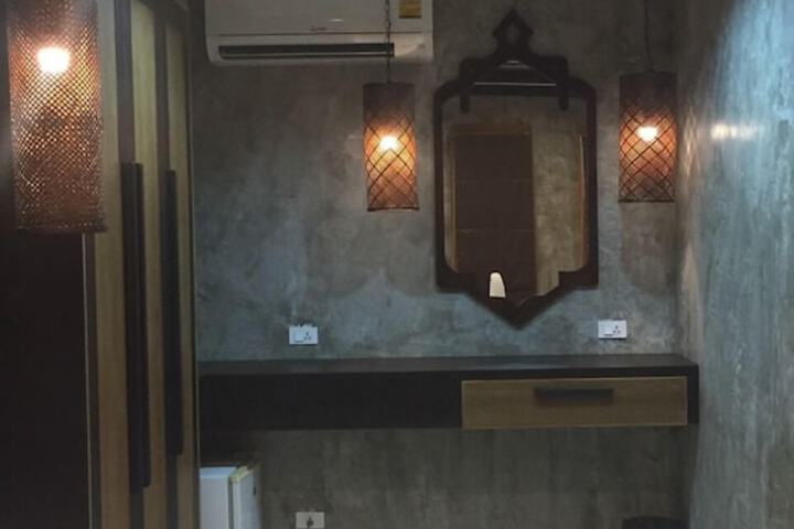 Room 18 of 45