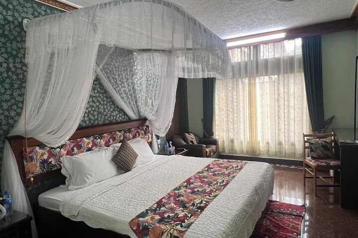 Room 7 of 36