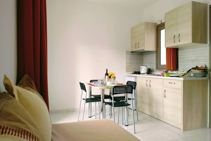 Private kitchenette