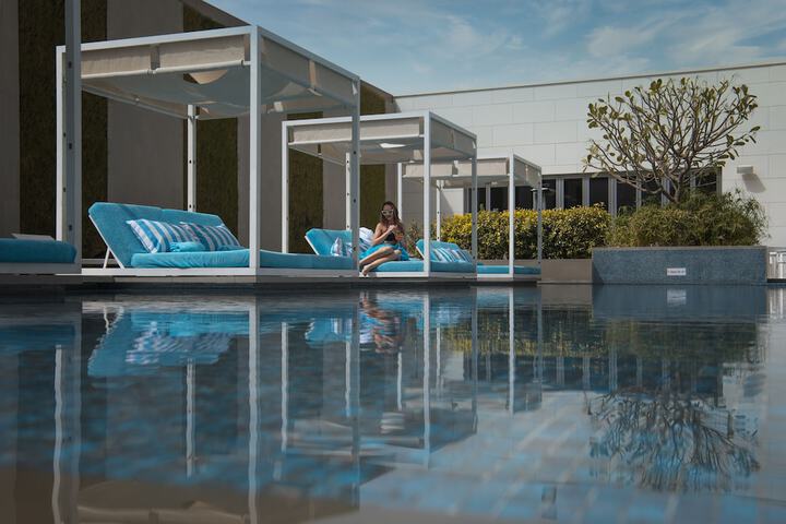 Pool 61 of 181