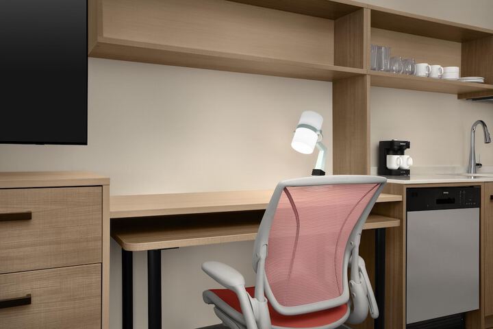 Room 10 of 41