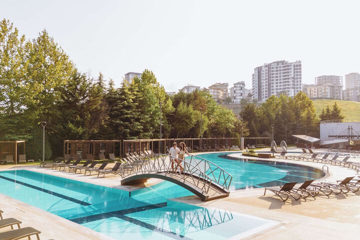 Pool 68 of 116