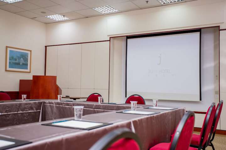 Meeting 190 of 203