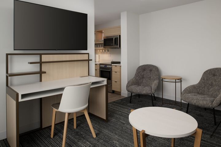 Room 18 of 29