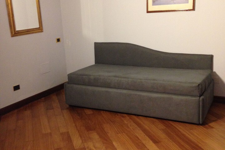 Room 8 of 15
