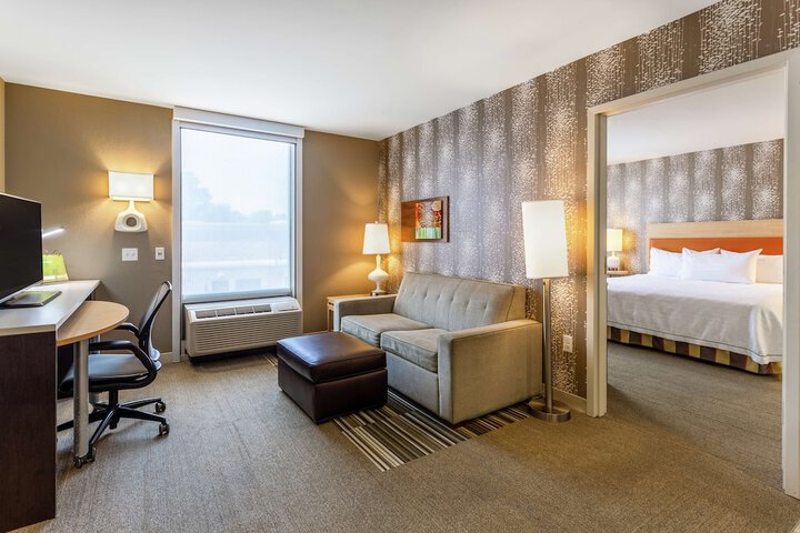 1 King Bed Studio Suite (8 of 17)