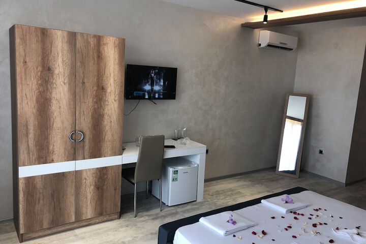 Room 26 of 134