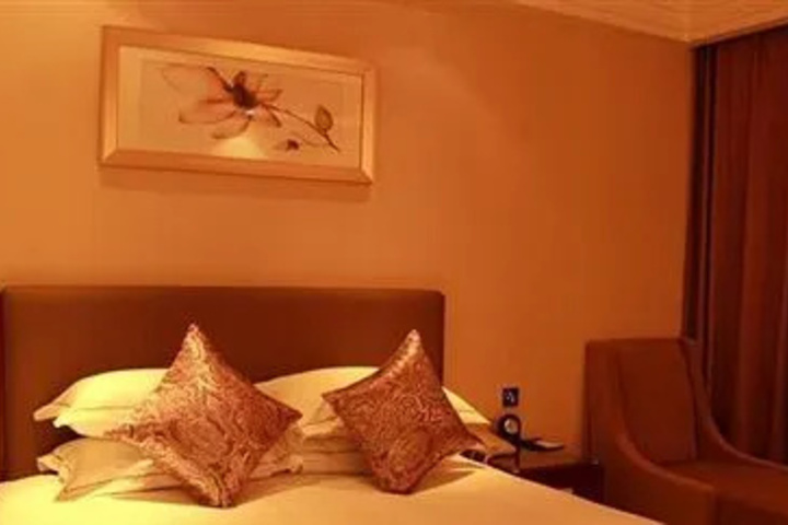 Room 3 of 11