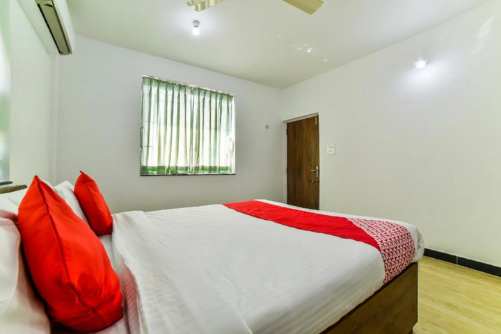 OYO 25002 Agonda Seaview