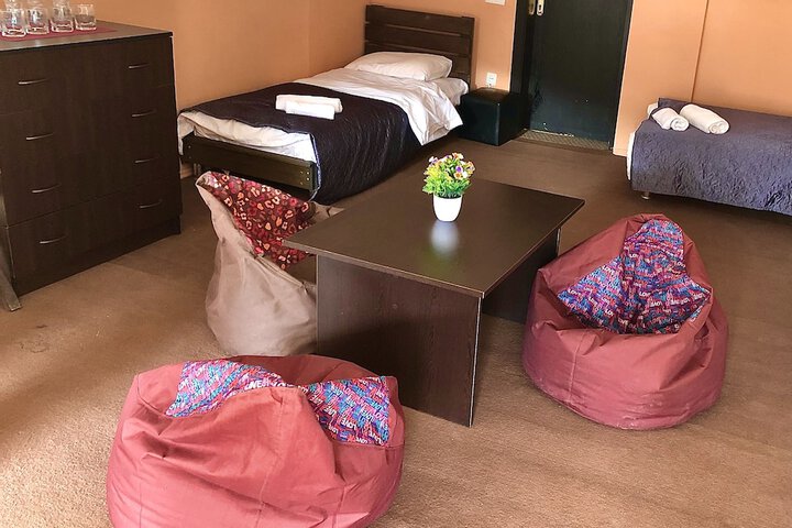 Room 9 of 9