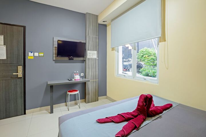 Room 4 of 26