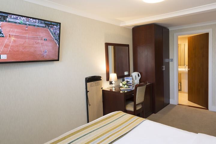 Room 15 of 79