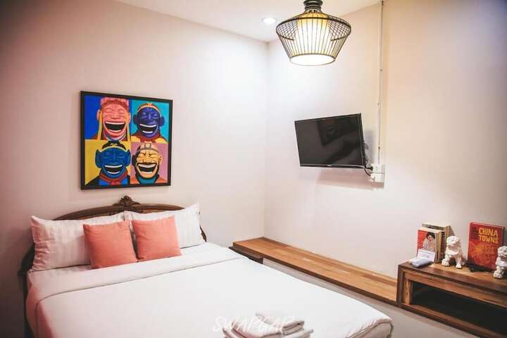 Room 25 of 52