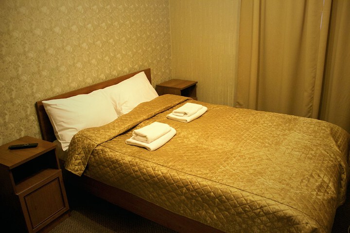 Room 5 of 65