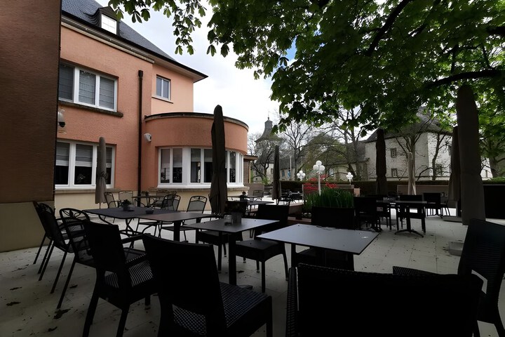Terrace/Patio 60 of 65