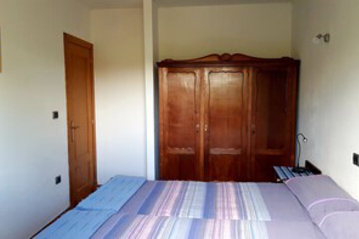 Room 12 of 12