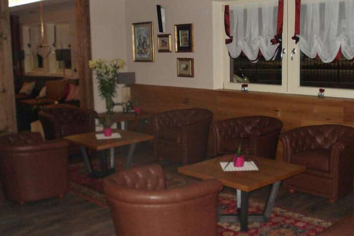 Hotel Interior 6 of 70