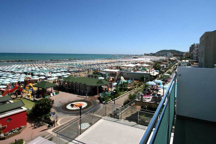 Hotel View 17 of 18