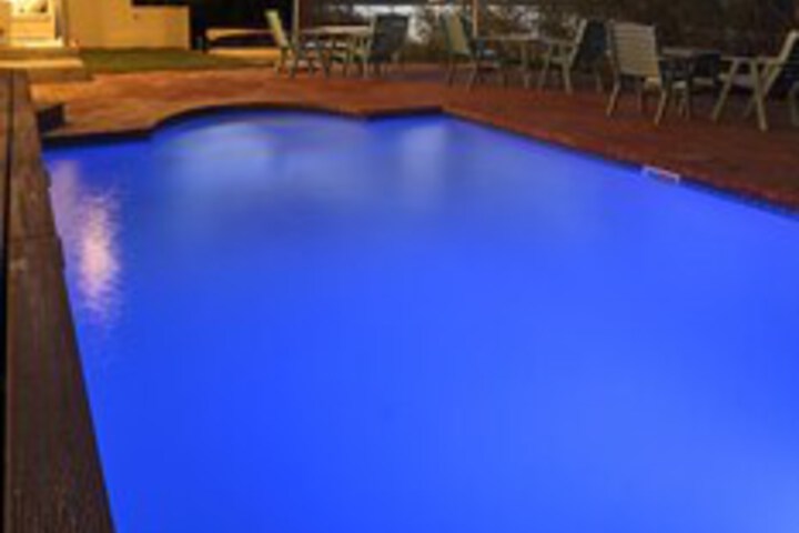 Pool 58 of 98