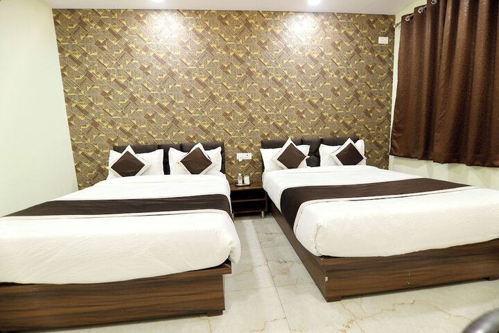 Room 5 of 22