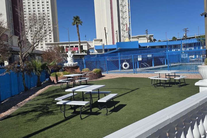 Terrace/Patio 20 of 25