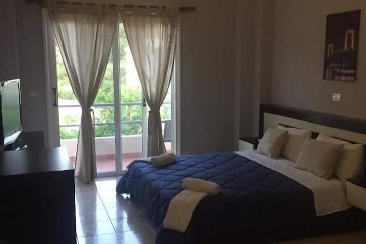 Room 30 of 67