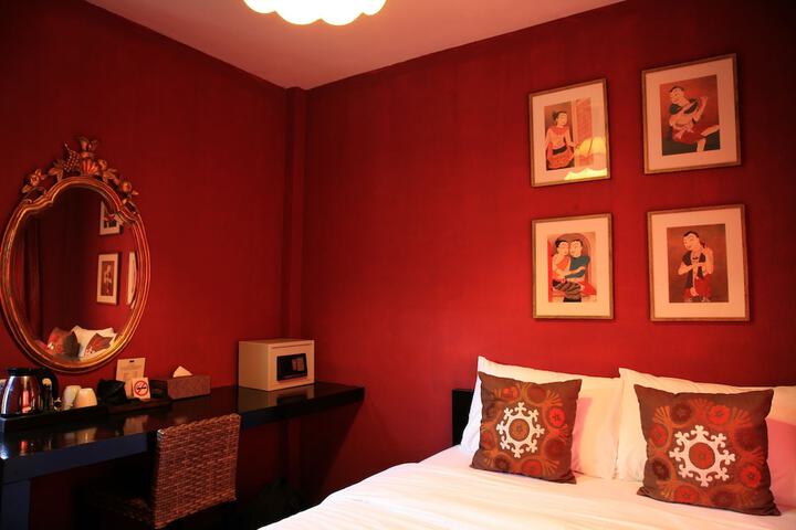 Room 15 of 65