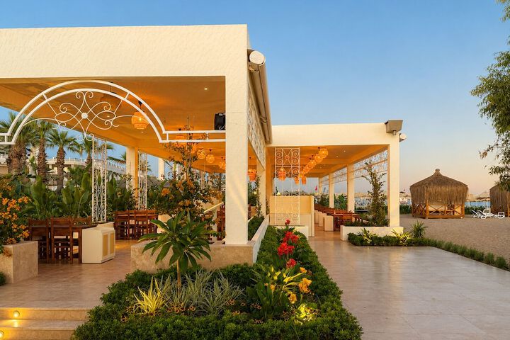 Hotel 70 of 75