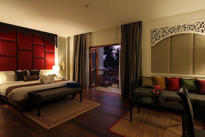 Room 28 of 72