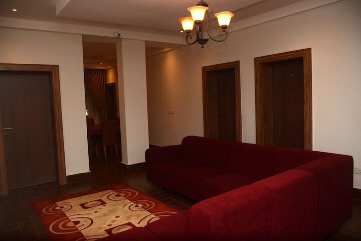 Room 15 of 19