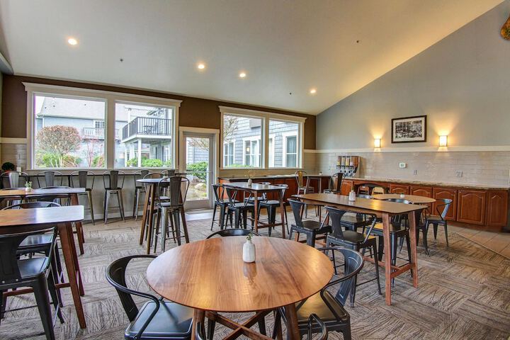 Breakfast area