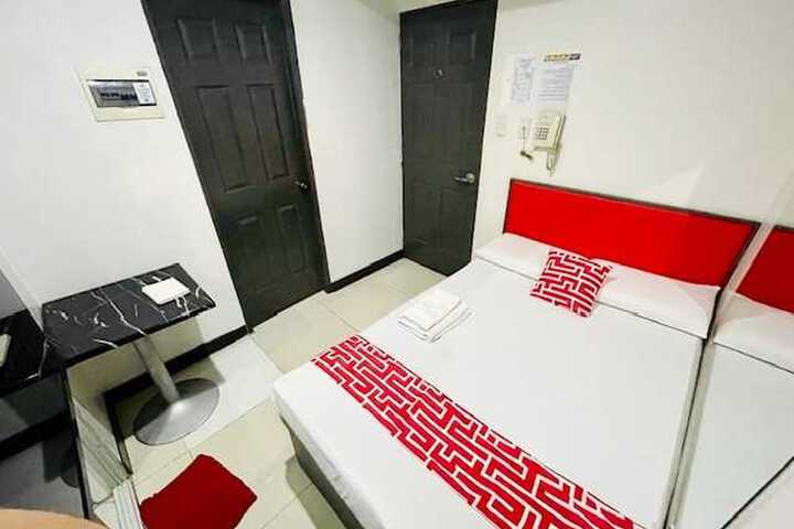 Room 15 of 24