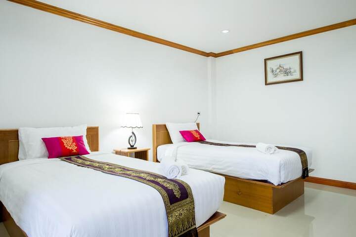 Room 15 of 49