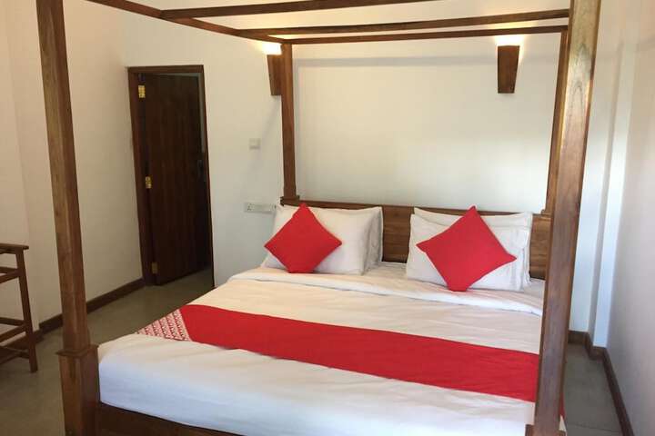 Room 8 of 55