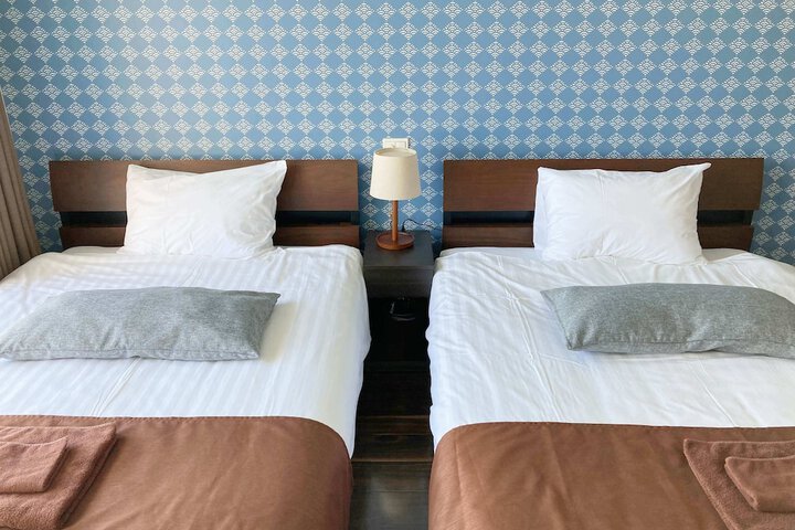 Room 44 of 79