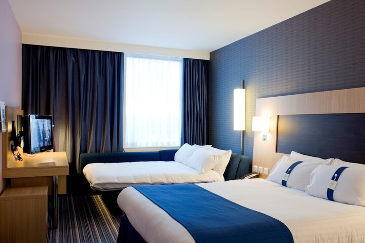 Room 3 of 29