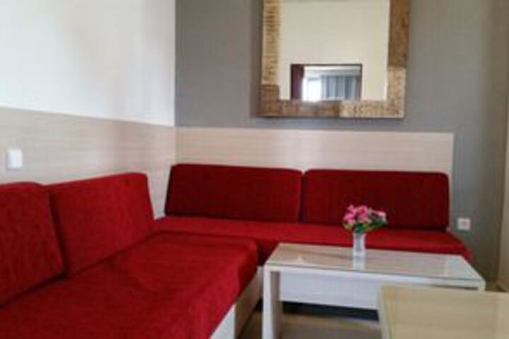 Room 6 of 20