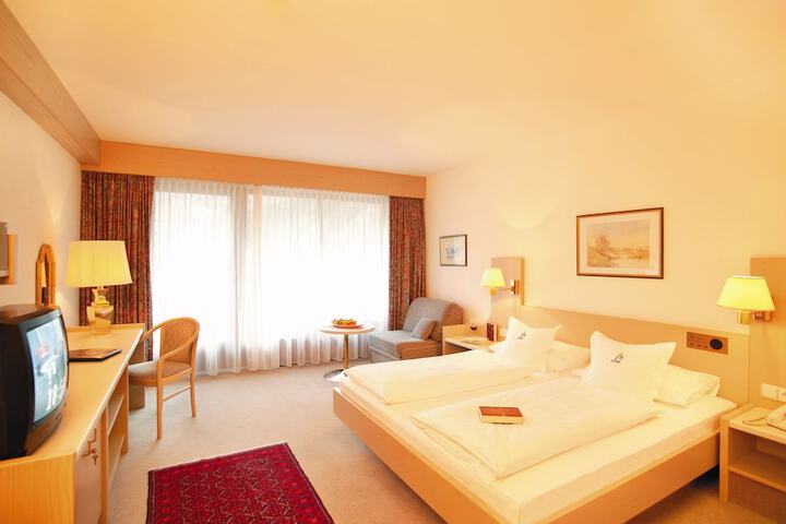 Room 5 of 5