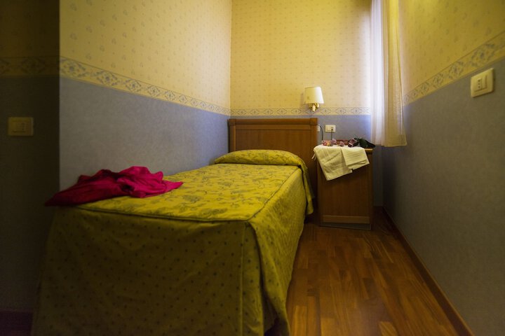 Room 56 of 142
