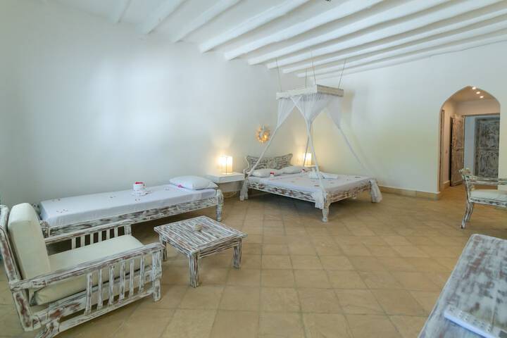 Room 68 of 141