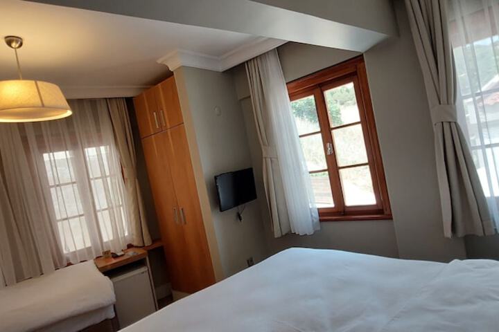 Room 19 of 50