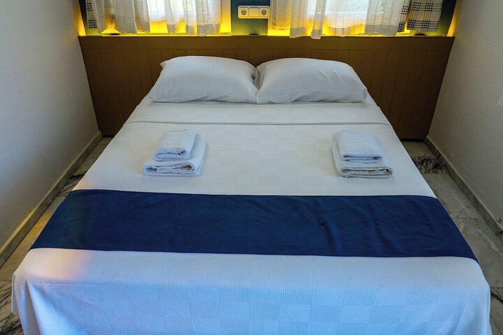 Room 6 of 62