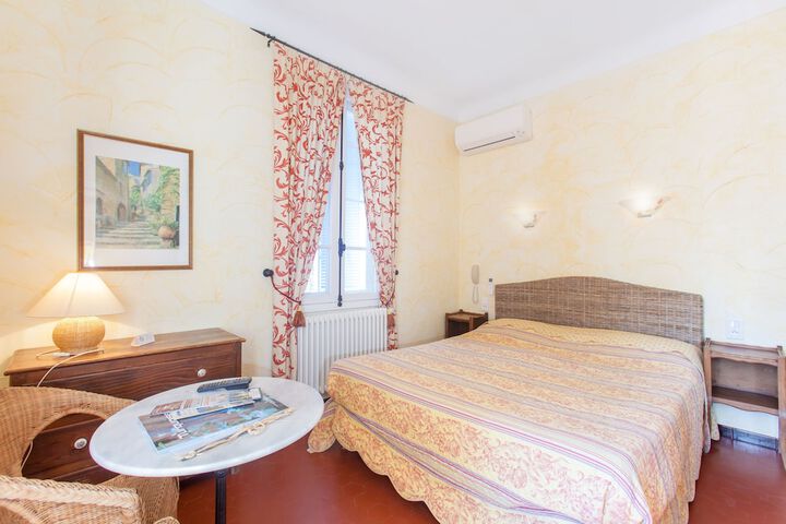 Room 15 of 47