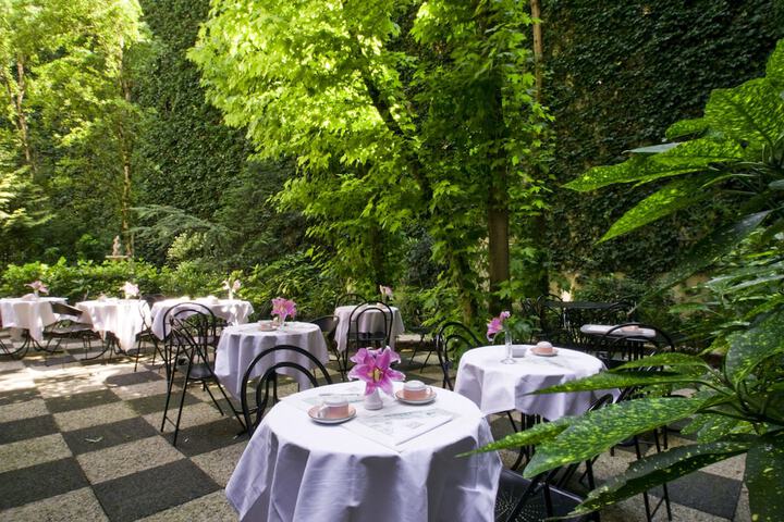 Terrace/Patio 59 of 62