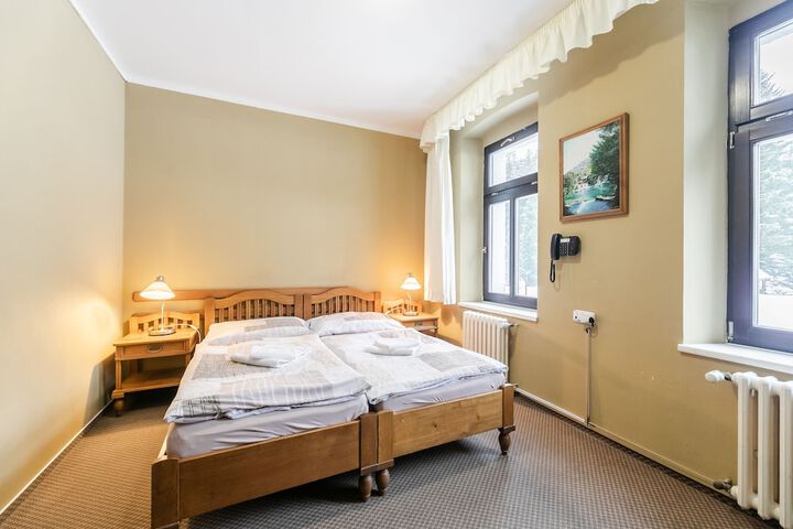 Room 26 of 128